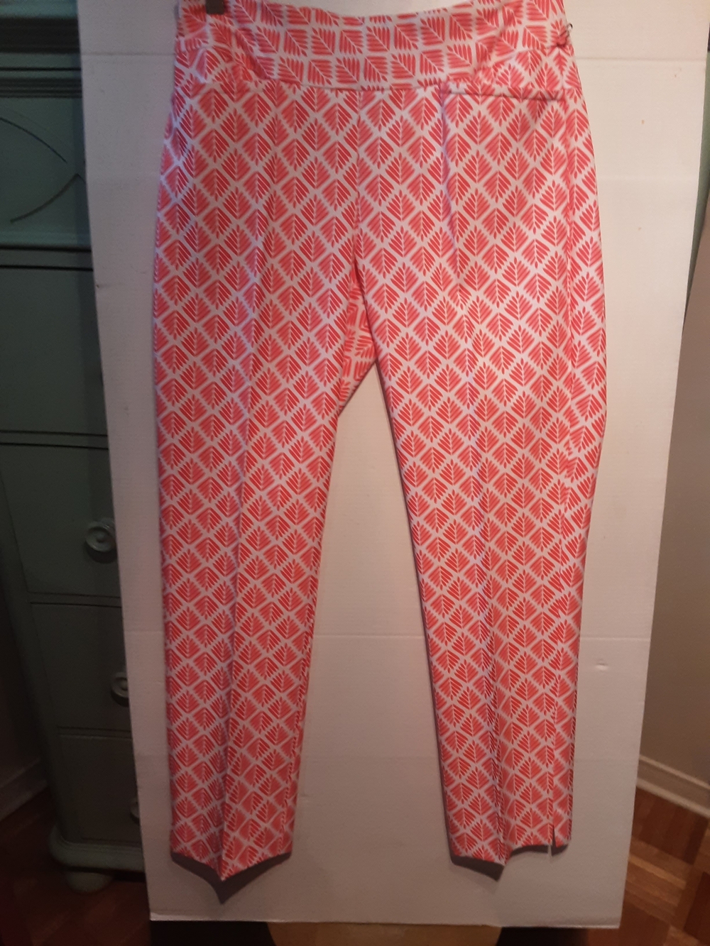 Tail Coral Geometric Ankle Pants